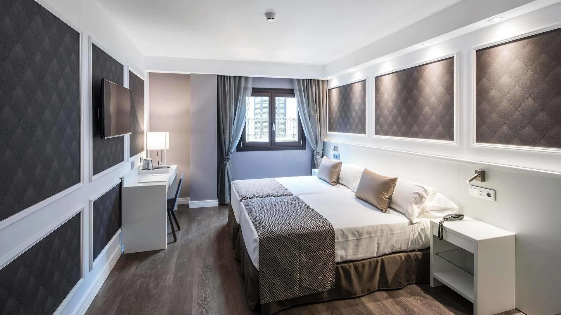 Catalonia Magdalenes Hotel Barcelona Spain