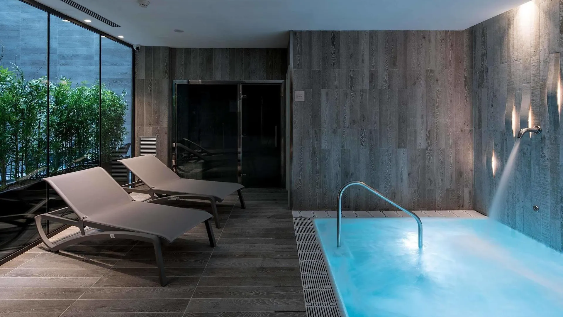 ****  Catalonia Magdalenes Hotel Barcelona Spain